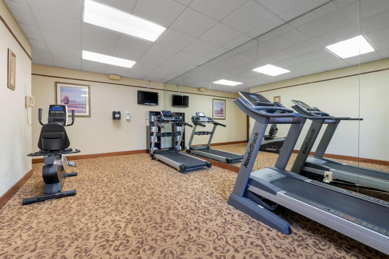 Best Western Louisville East Inn & Suites Εξωτερικό φωτογραφία