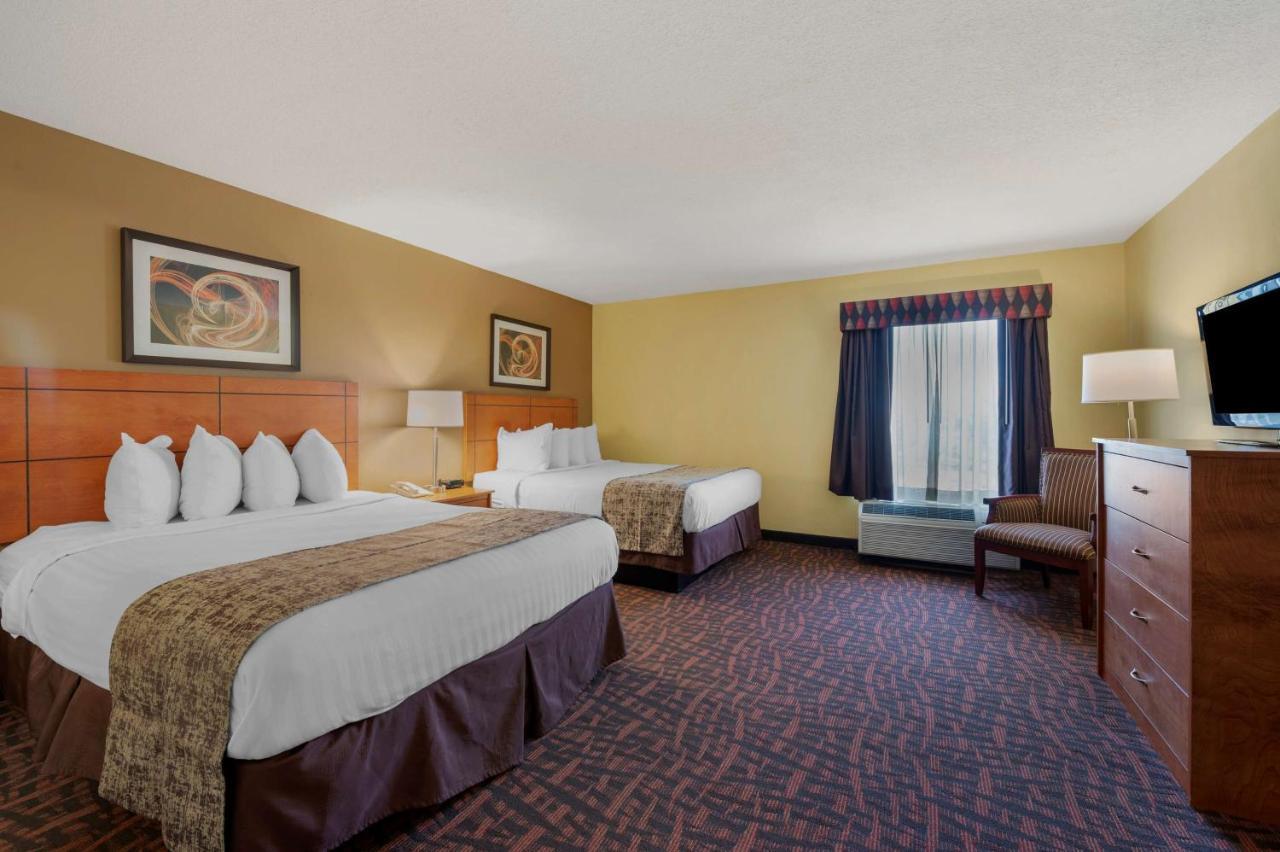 Best Western Louisville East Inn & Suites Εξωτερικό φωτογραφία