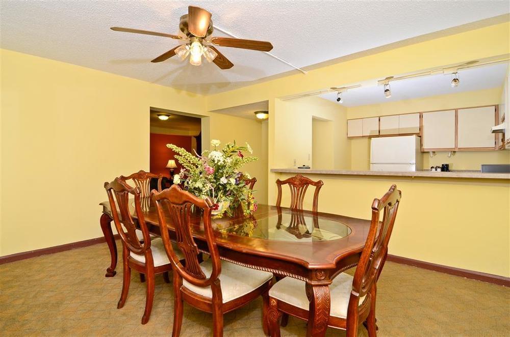 Best Western Louisville East Inn & Suites Δωμάτιο φωτογραφία
